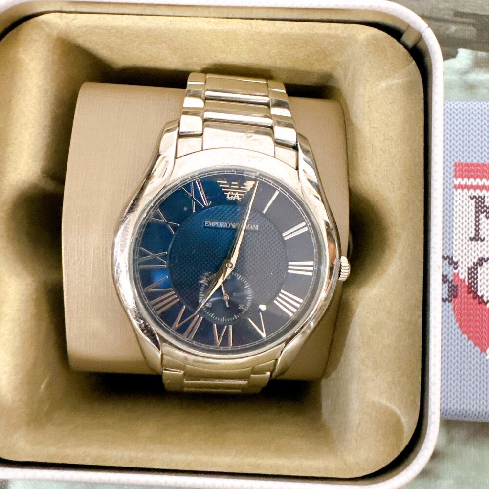Emporio Armani Valente AR11085 Men's Watch With Blue Dial Silver Metal Belt